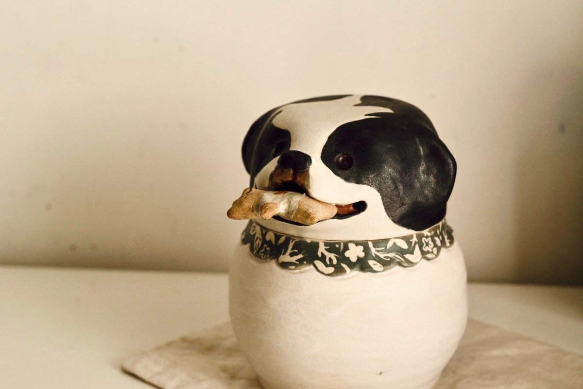 Personalized Dog Memorial Urn - Pawttery