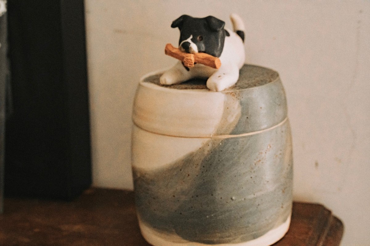 Personalized Pet Keepsake Urn - Pawttery
