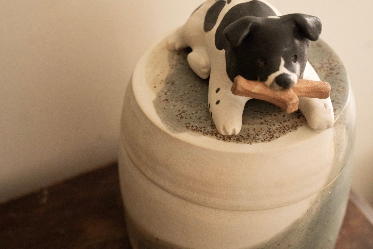 Personalized Pet Keepsake Urn - Pawttery