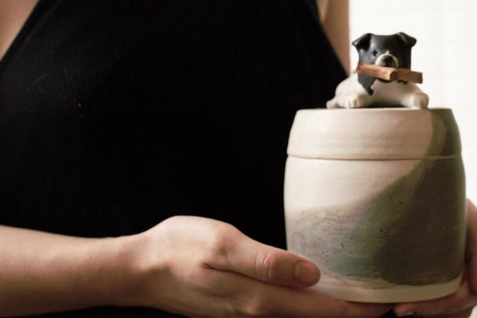Personalized Pet Keepsake Urn - Pawttery