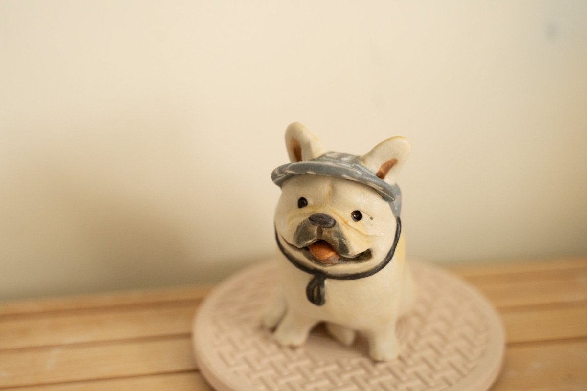 Smiley Frenchie in a hat - Pawttery